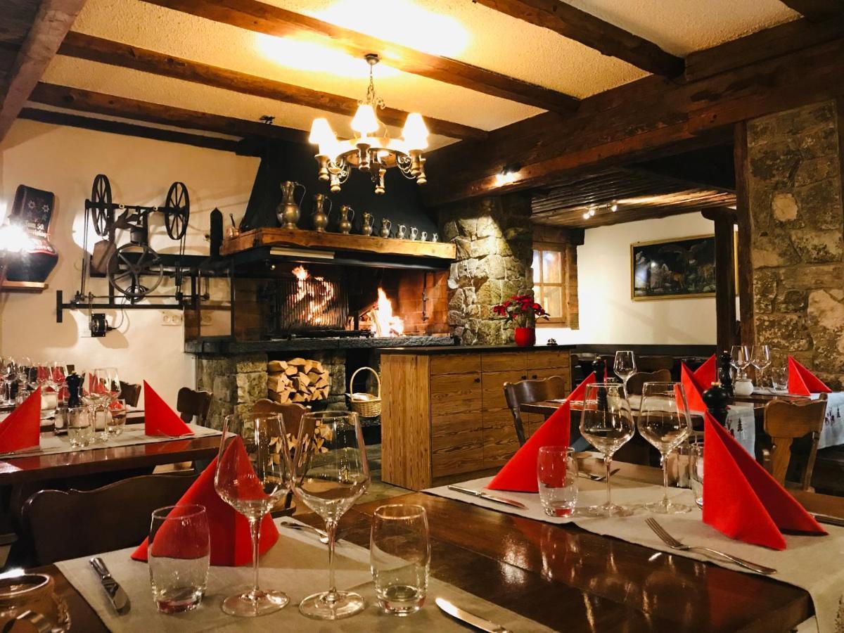 Hotel Les Chamois เวอร์บิเอร์ ภายนอก รูปภาพ